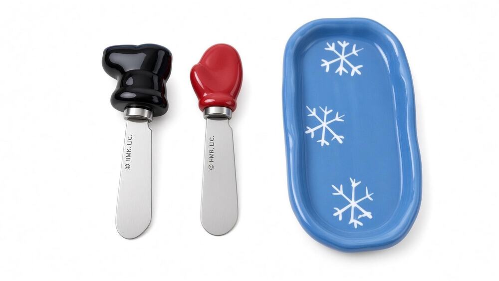 Vintage Blue Snowflake Ceramic Cheese Spreader Tray Set, Boot and Mitten Knives